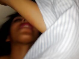 Adolescente studentessa giapponese si fa sesso anale violento gratis scopare forte la sua figa asiatica rasata stretta
